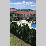 комфортное жильё в 250 метрах от моря ! * Sveti Vlas