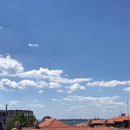 комфортное жильё в 250 метрах от моря ! Appartamento Sveti Vlas