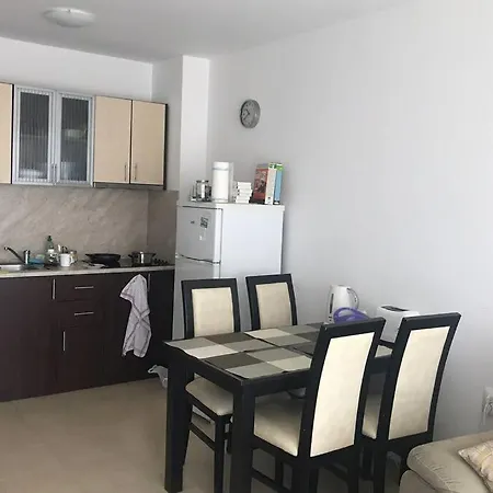 דירה комфортное жильё в 250 метрах от моря !