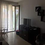 Apartment комфортное жильё в 250 метрах от моря ! Sweti Wlas
